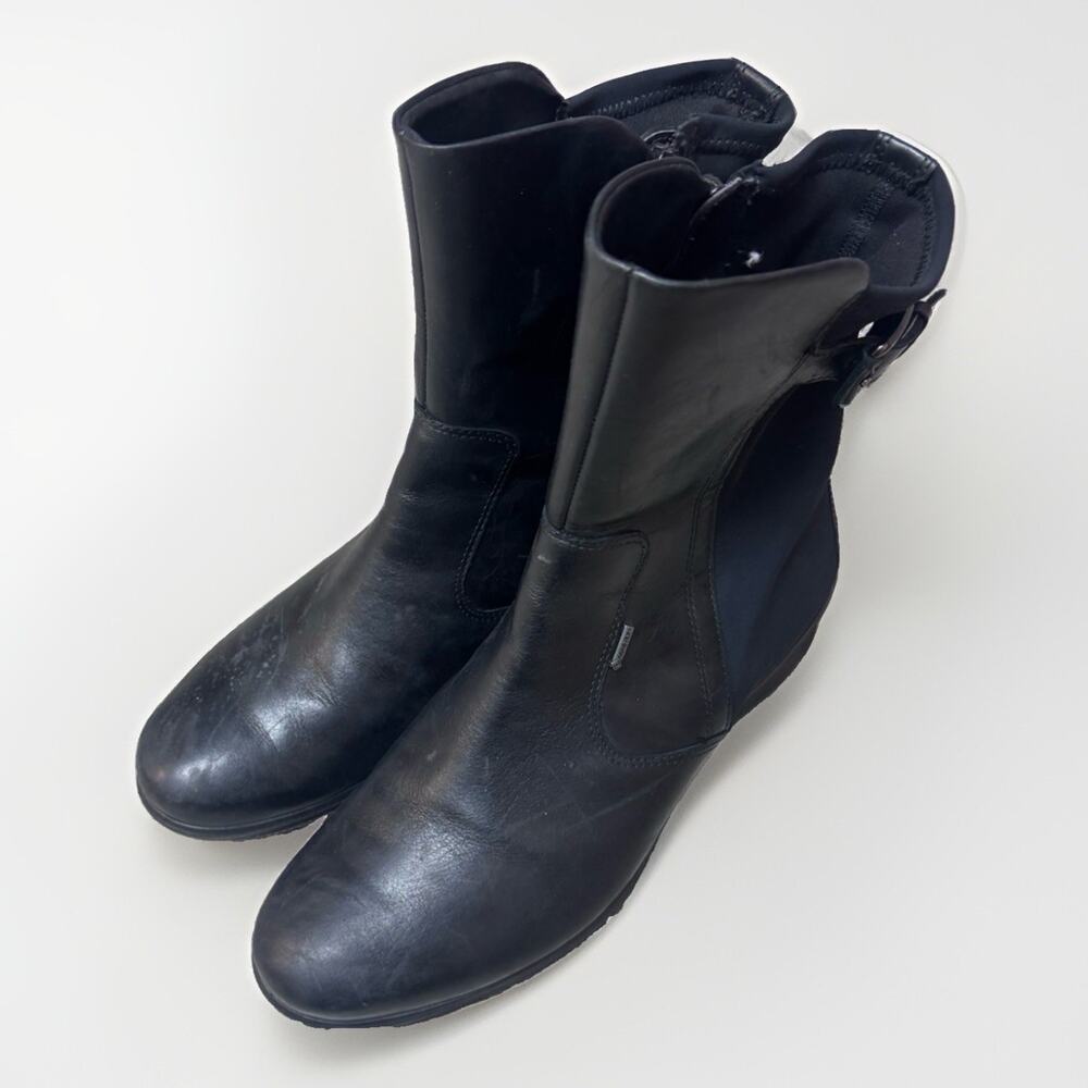 ECCO Womens EU 40 Black Leather Gore-Tex Ankle Boots Buckle Side Zip US 9-9.5